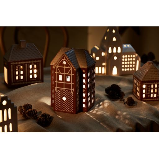Kähler Gingerbread Lyshus, Mellem