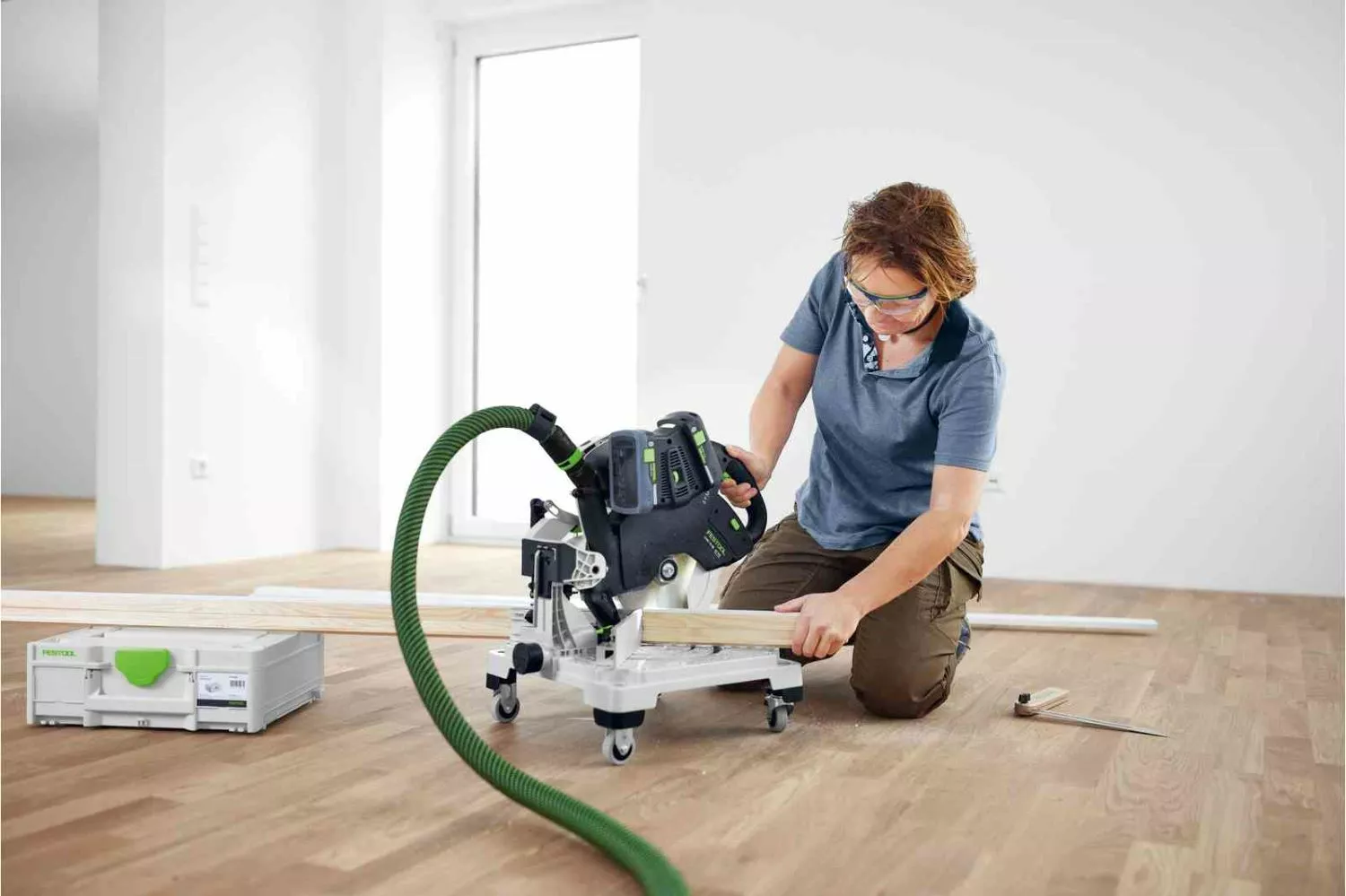 Festool SYMC 70 4,0 EBI-Plus SYMMETRIC 2x18V Accu-plintenzaag set (2x 4.0Ah accu)