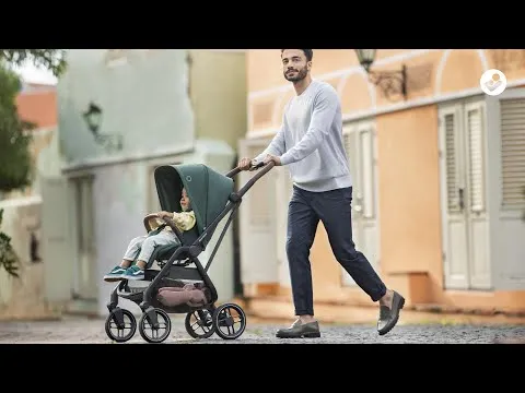 Maxi-cosi Poussette Ultra Compacte Leona - Essentiel Noir