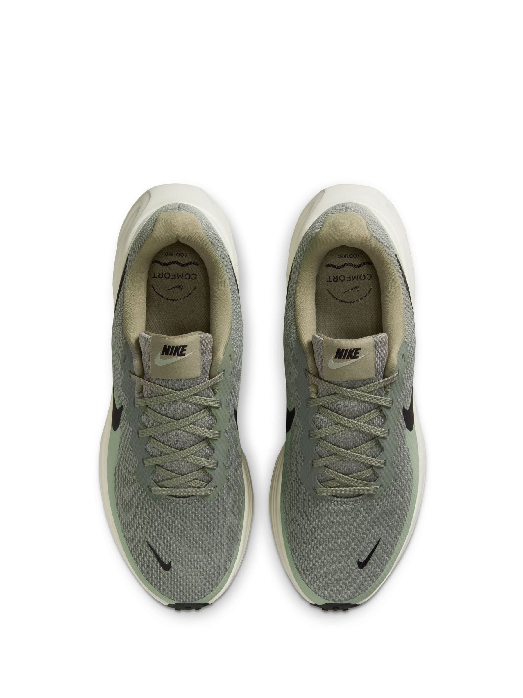 Groen - Nike Revolution 8 hardloopschoenen