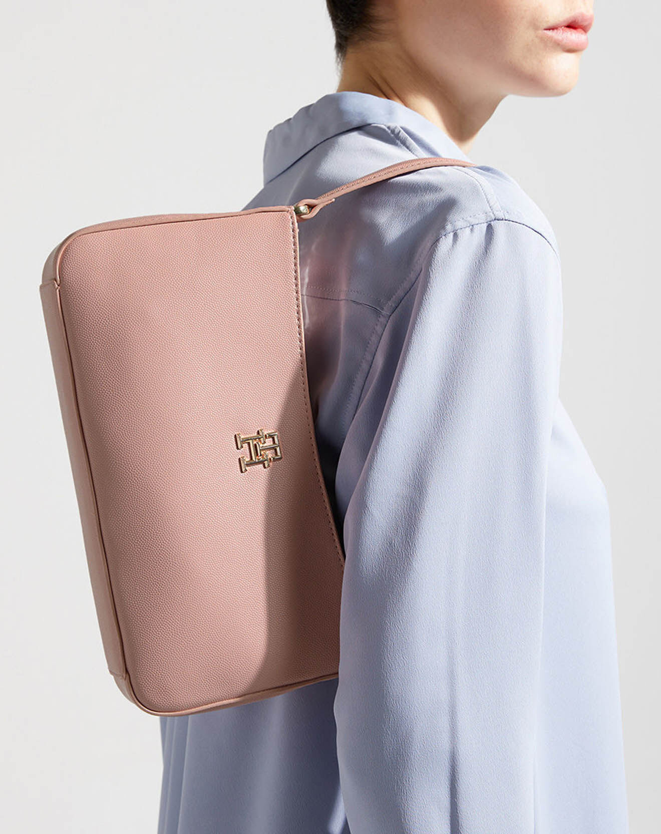 Tommy Hilfiger Sac porté épaule Timeless rose clair - 14x28x6 cm