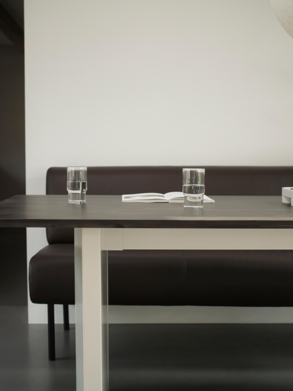Normann Copenhagen Panel eettafel 90x200 Cream onderstel, Dark Brown
