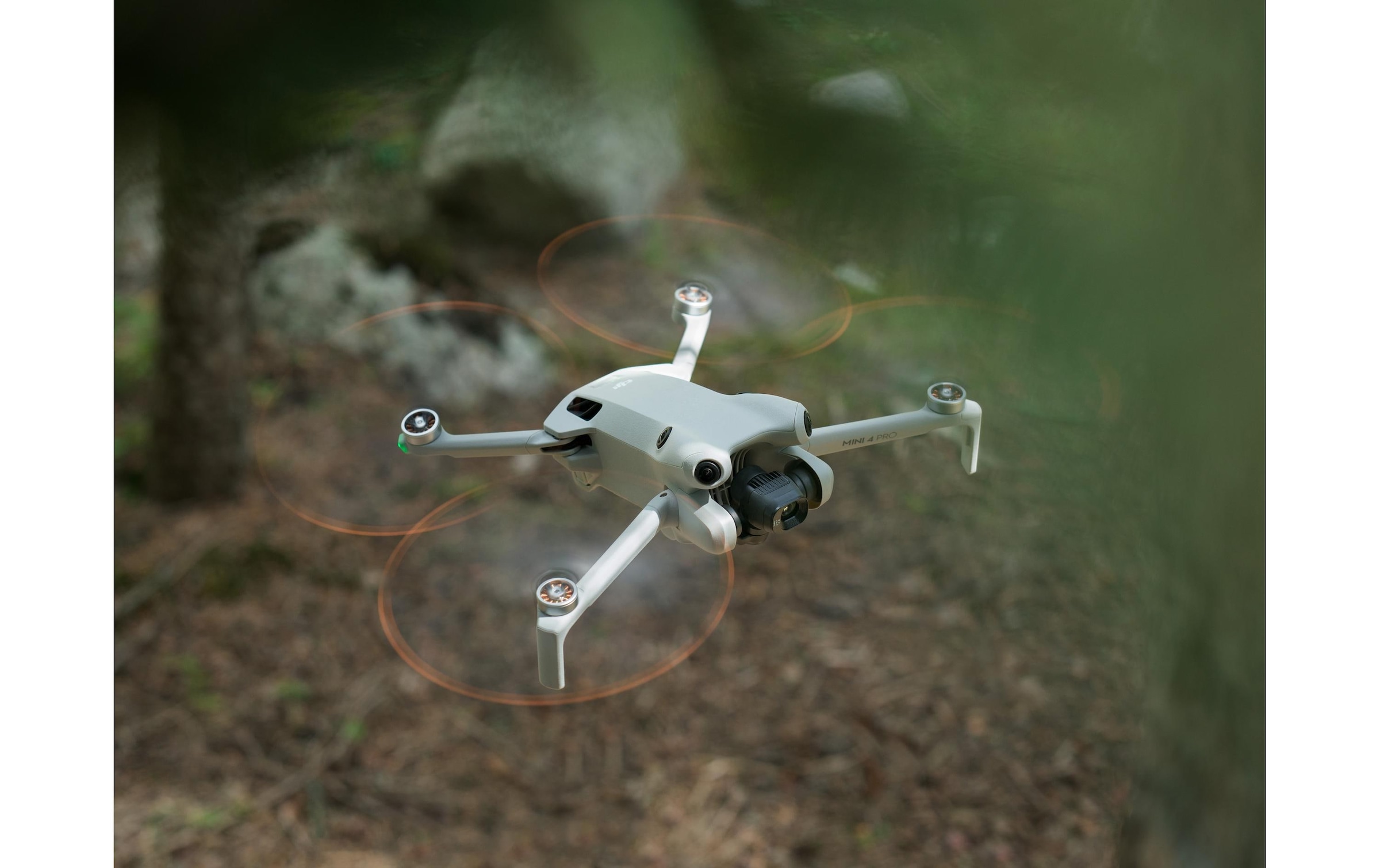 DJI Drohne »Mini 4 Pro Fly More Combo RC 2 RTF«