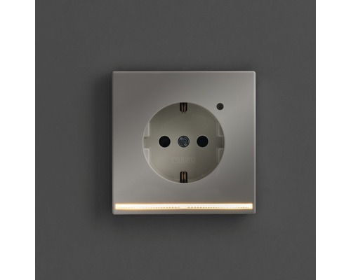 Jung LS 1520-O WW LNW stopcontact met LED-oriëntatieverlichting + helderheidssensor + verhoogde aanraakbeveiliging alpinewit/glanzend LS990 LS-design
