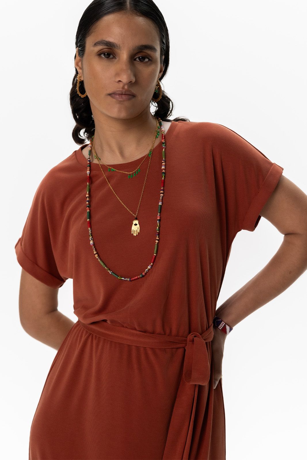 Donkerrode jersey jurk met riem