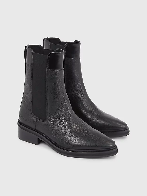 botas de couro até o tornozelo