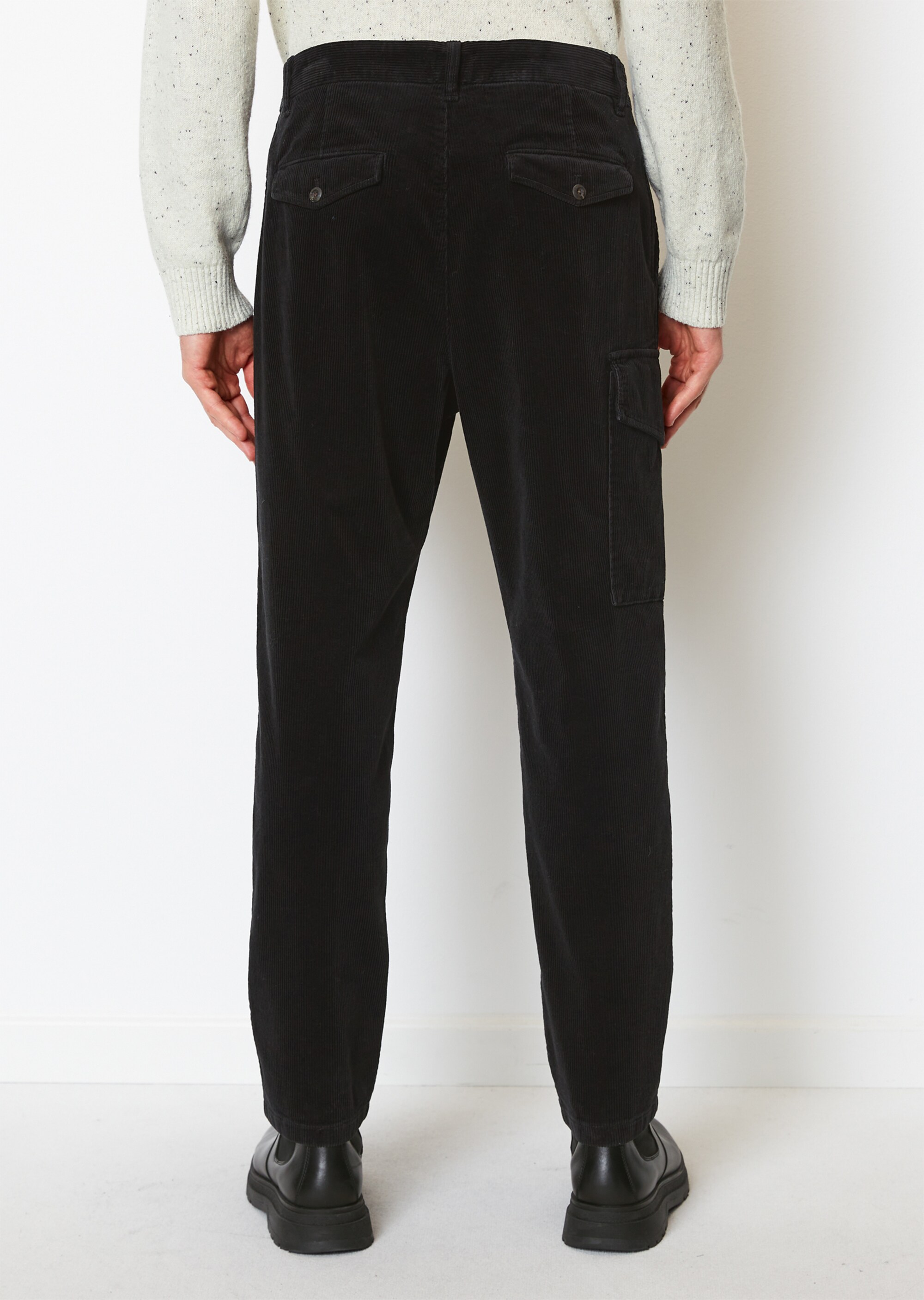 Hose Modell BESLBO CARGO relaxed aus softem Baumwoll-Cord