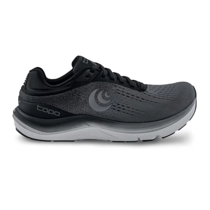 Topo Athletic Dame Løbesko Magnifly 5 Sort