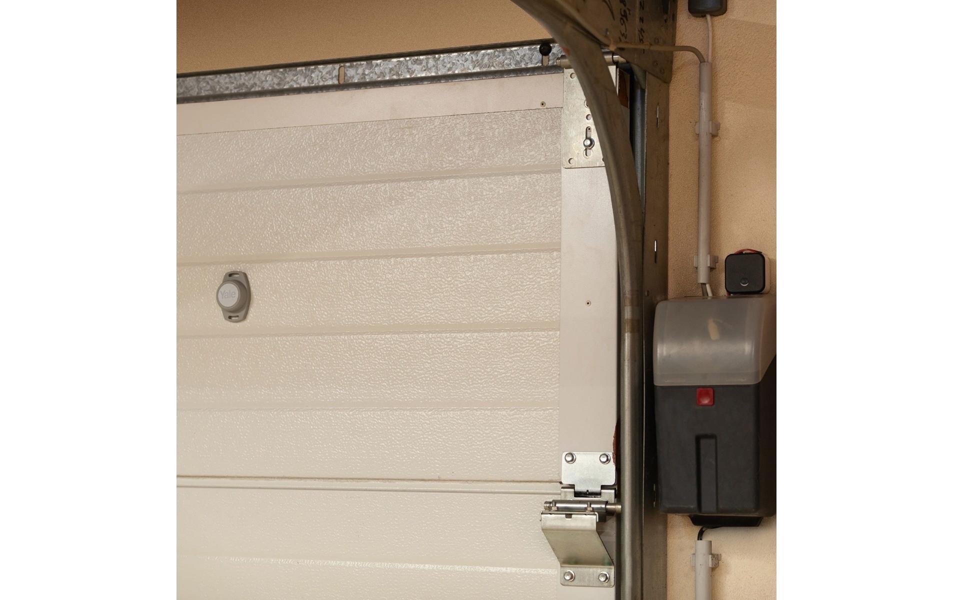Smart Garage Opener<br>Intelligenter Garagentoröffner mit Positionssensor
