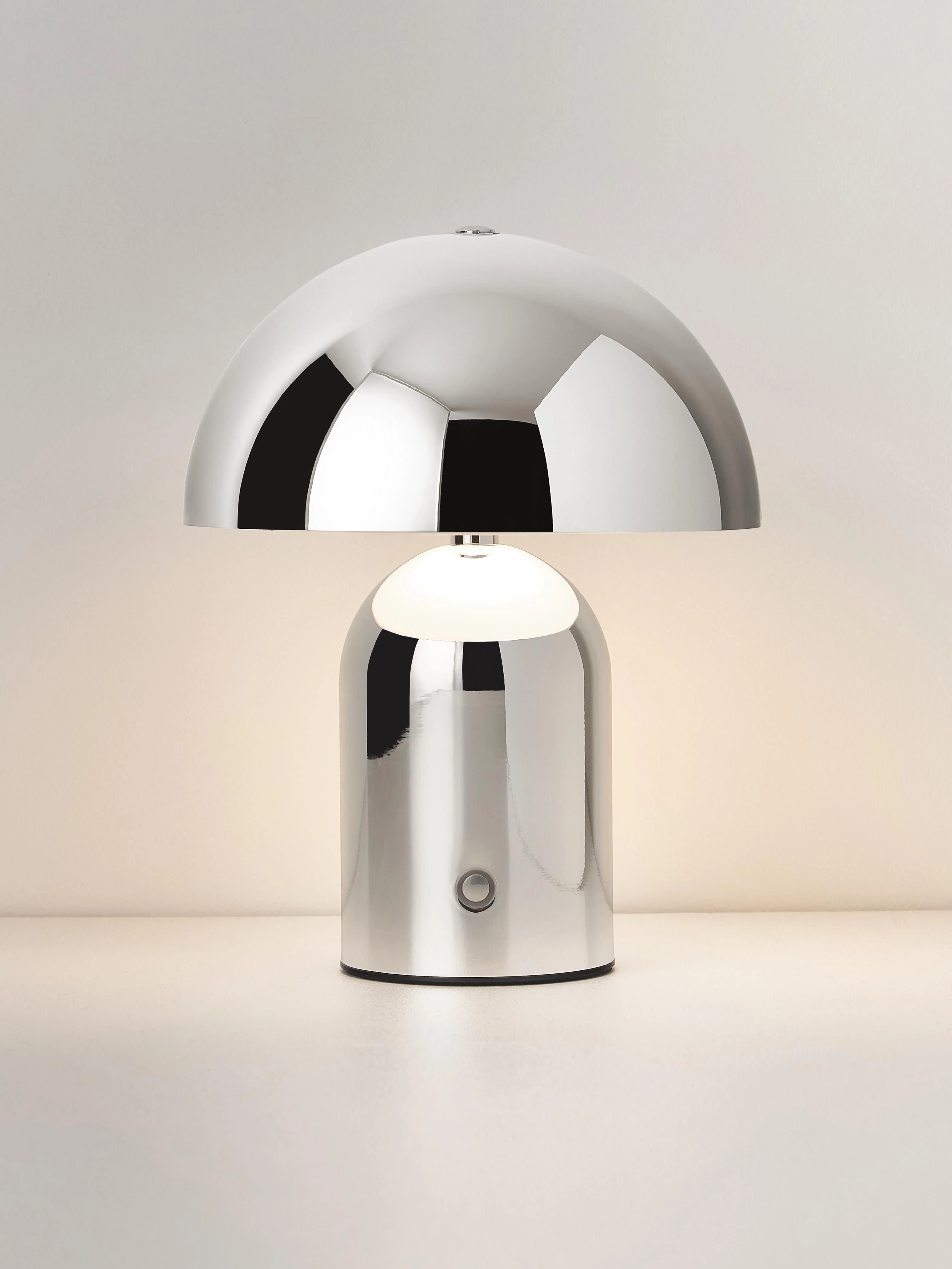 Kleine mobiele LED-tafellamp Walter, dimbaar