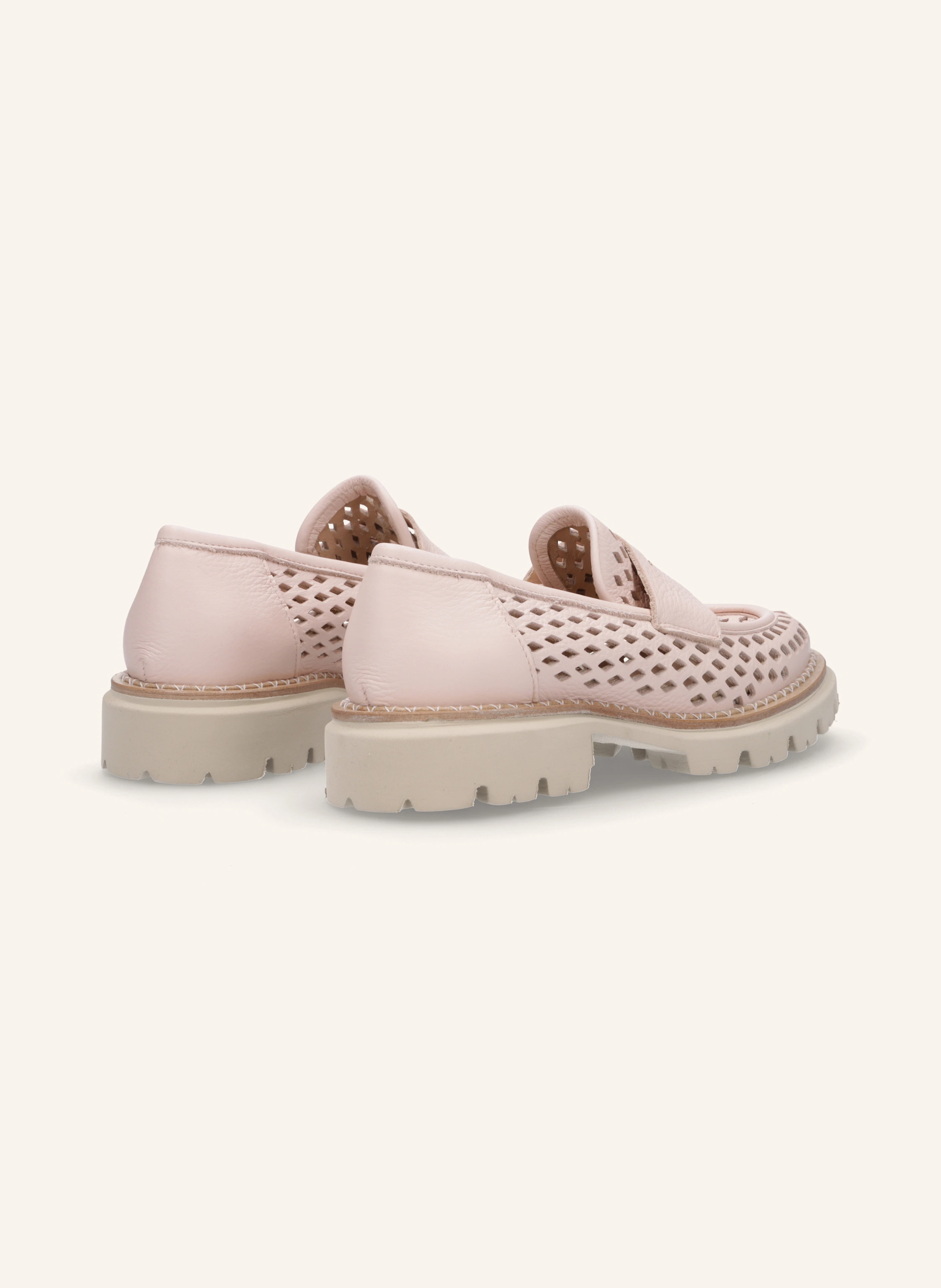THEA MIKA Loafer