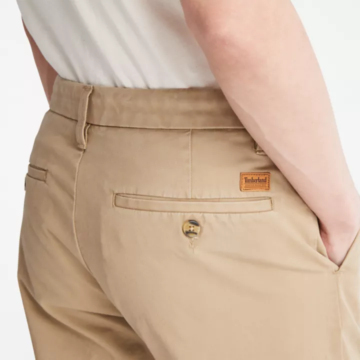 Calça chino Squam Lake Stretch para homem na cor bege.