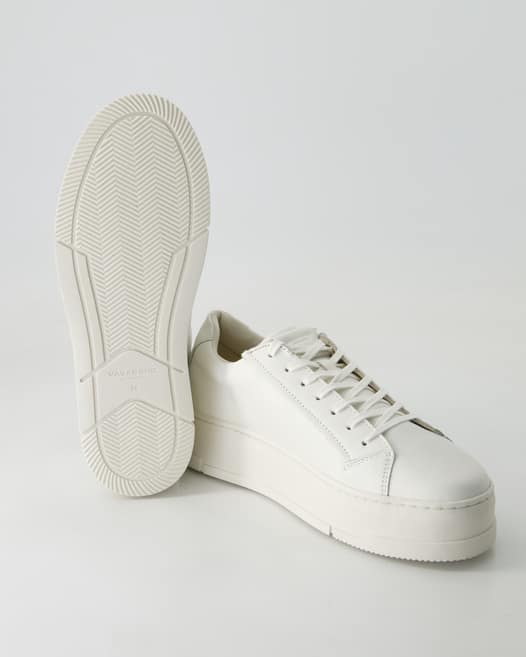 Vagabond Judy Sneaker in Weiß
