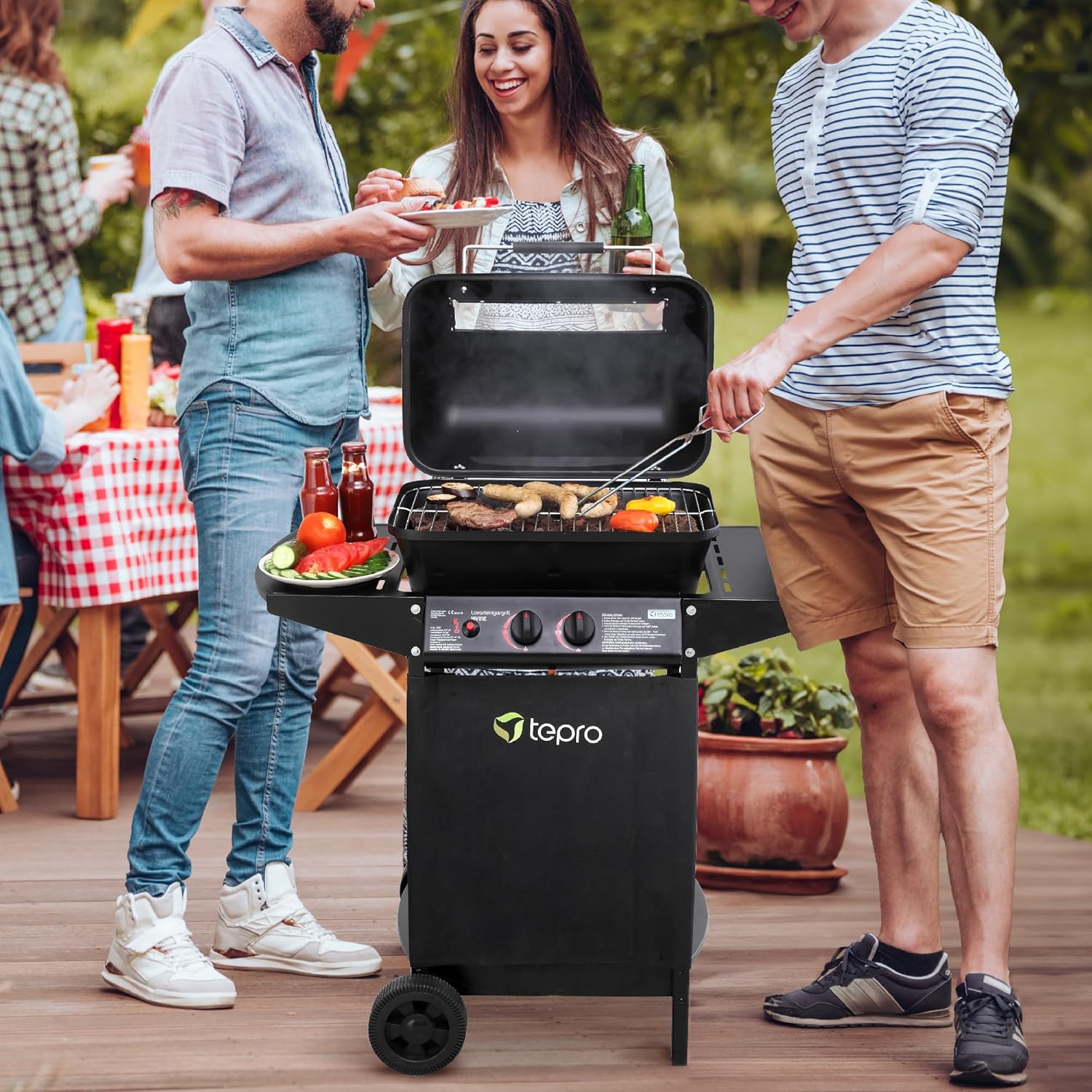 tepro Lavastein Gasgrill Irvine mit max. 5,4 kW Leistung, Edelstahl-Doppelbrenner, inklusive Lavasteine, Piezozündung im Drehregler, Grillwagen mit Rädern, Maße ca. 94 x 51 x 102 cm, Schwarz