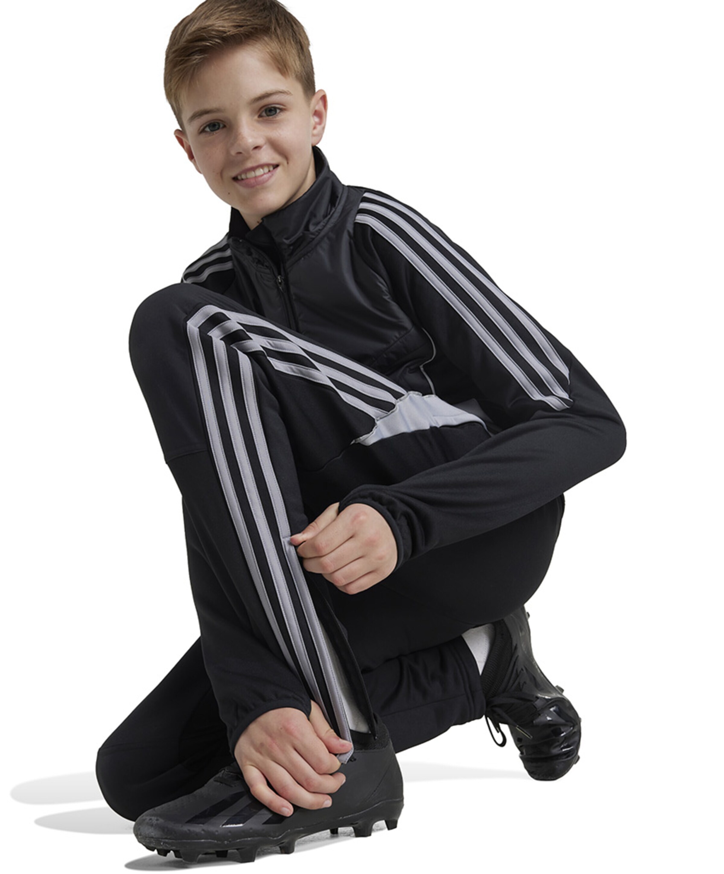 Adidas Tiro24 Winpty jongens trainingsbroek zwart