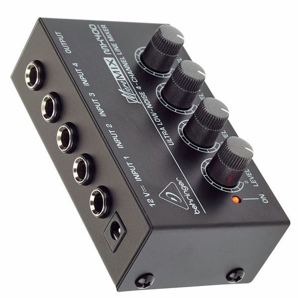 Behringer MX400 Line-Mixer