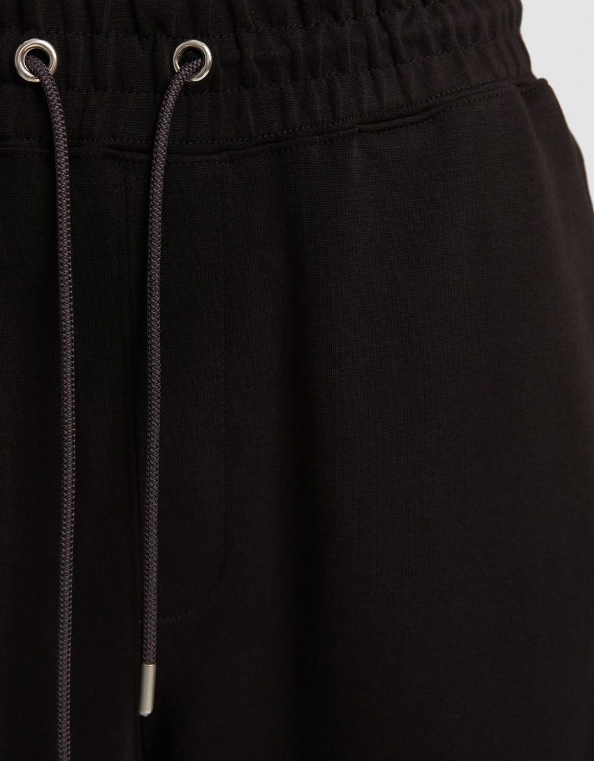 Calças de veludo cotelê de pernas largas com cordão da Generation Bershka