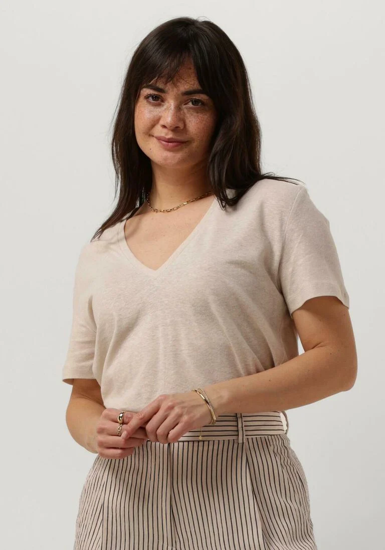 ACCESS zand access top short-sleeve v blouse