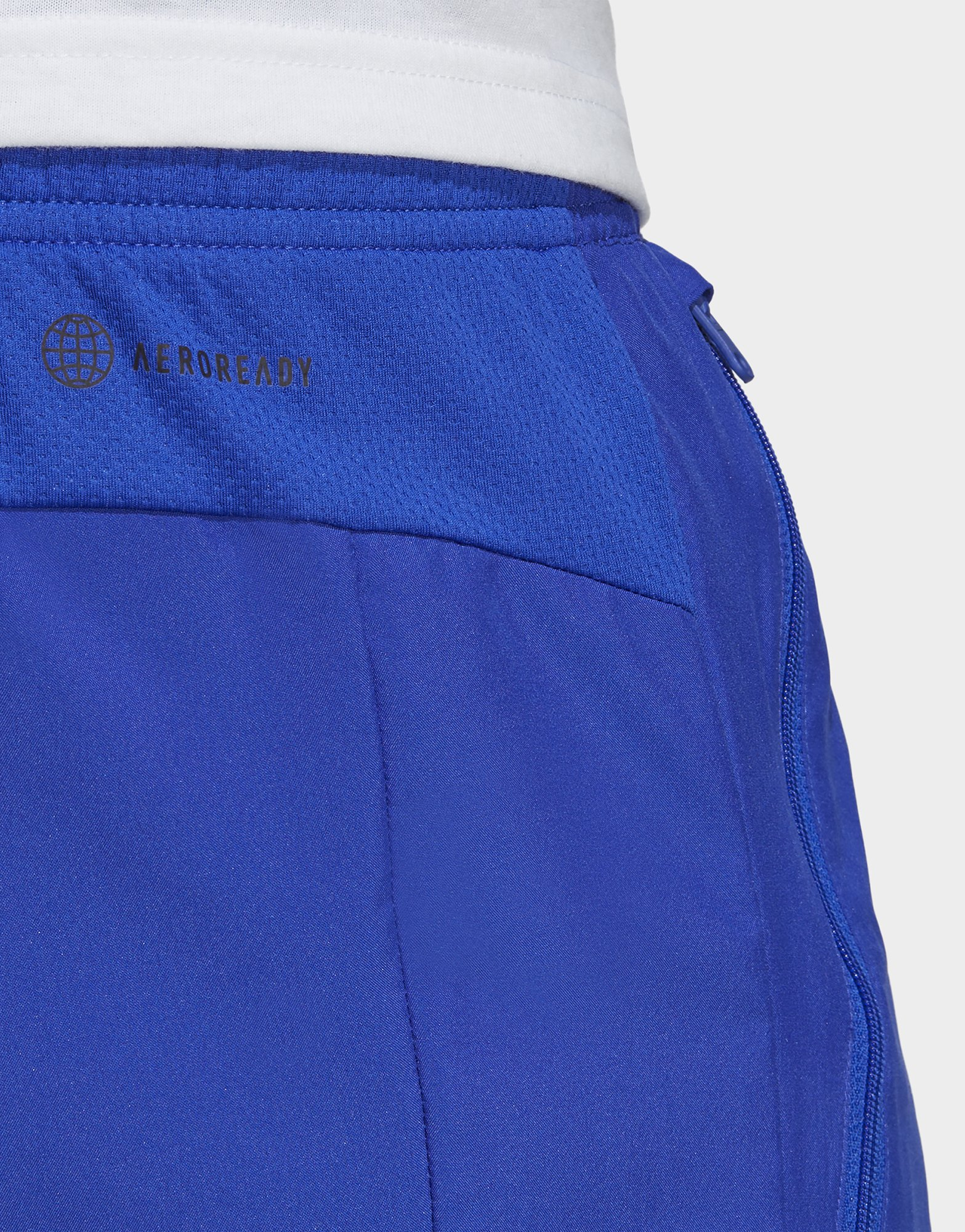 adidas Short d'entraînement en toile Train Essentials