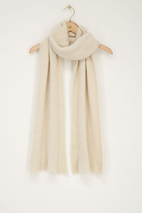 Beige sjaal in hairy look
