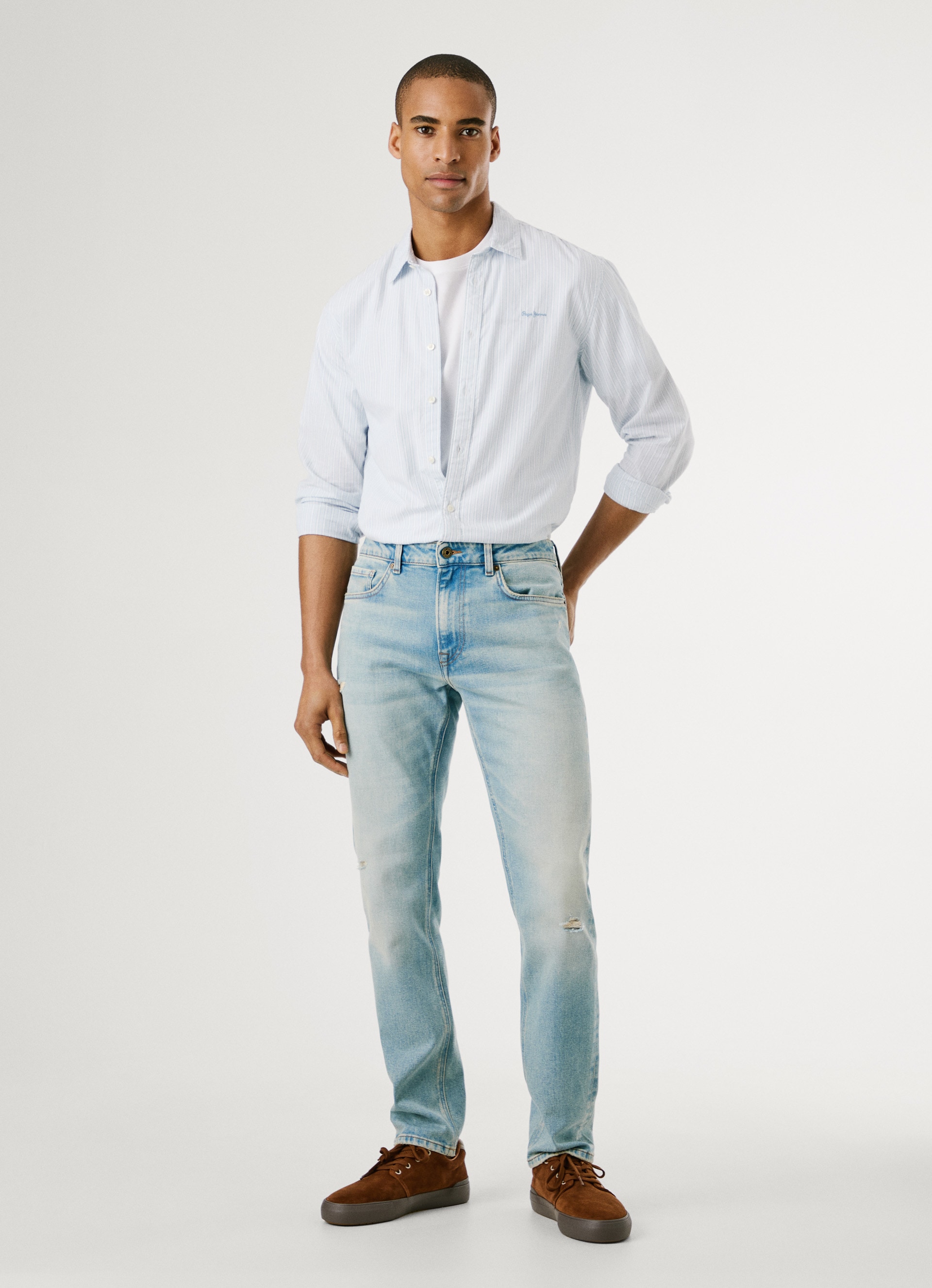 Pepe Jeans Tapered-fit-Jeans »TAPERED JEANS STANLEY«, Ziernähte an den Gesässtaschen