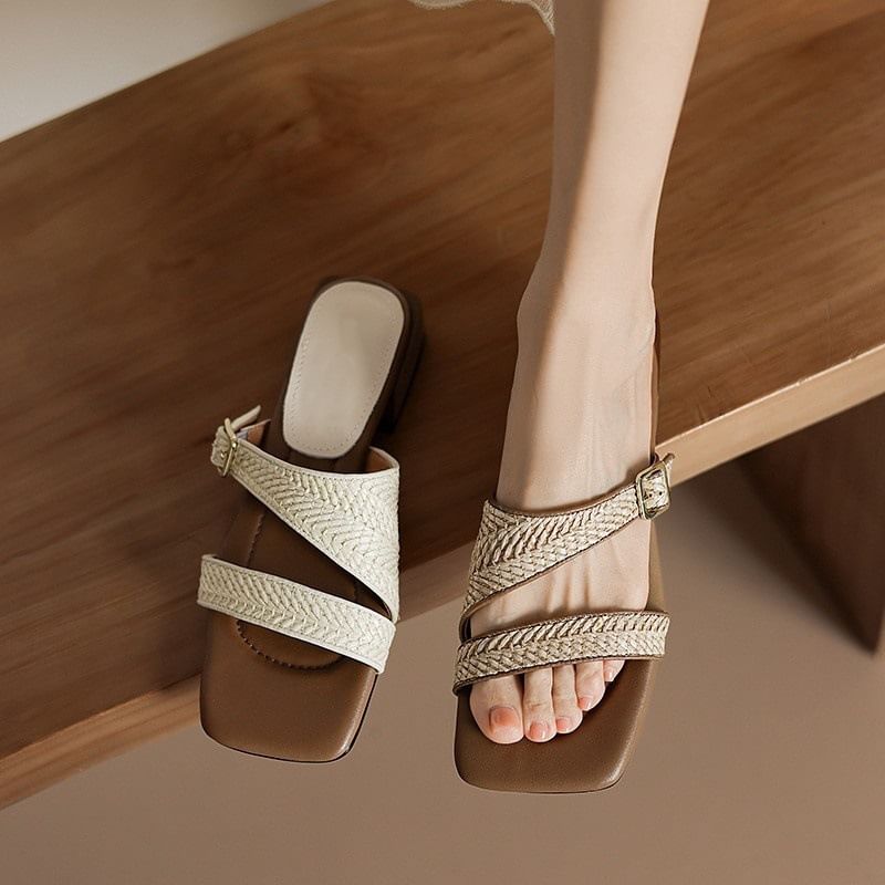 Karlao - Sandalen met lage hak en vierkante neus en geweven bandjes