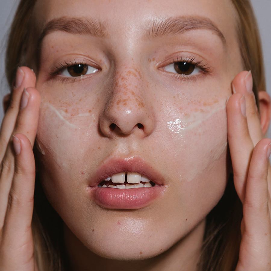 Mádara Acne Hydra-Derm Balancing Fluid 40ml