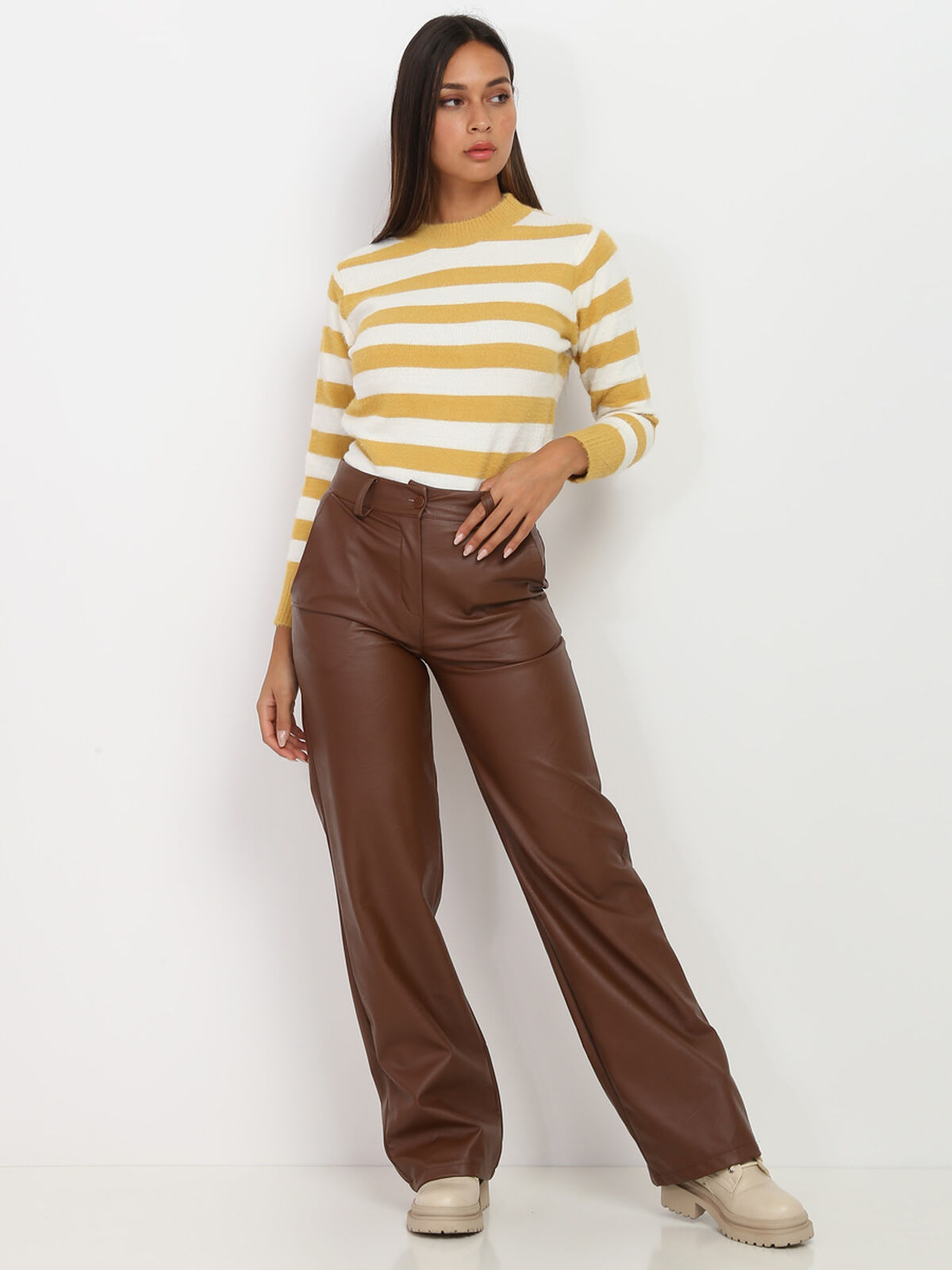 Pantalon large en simili- Camel