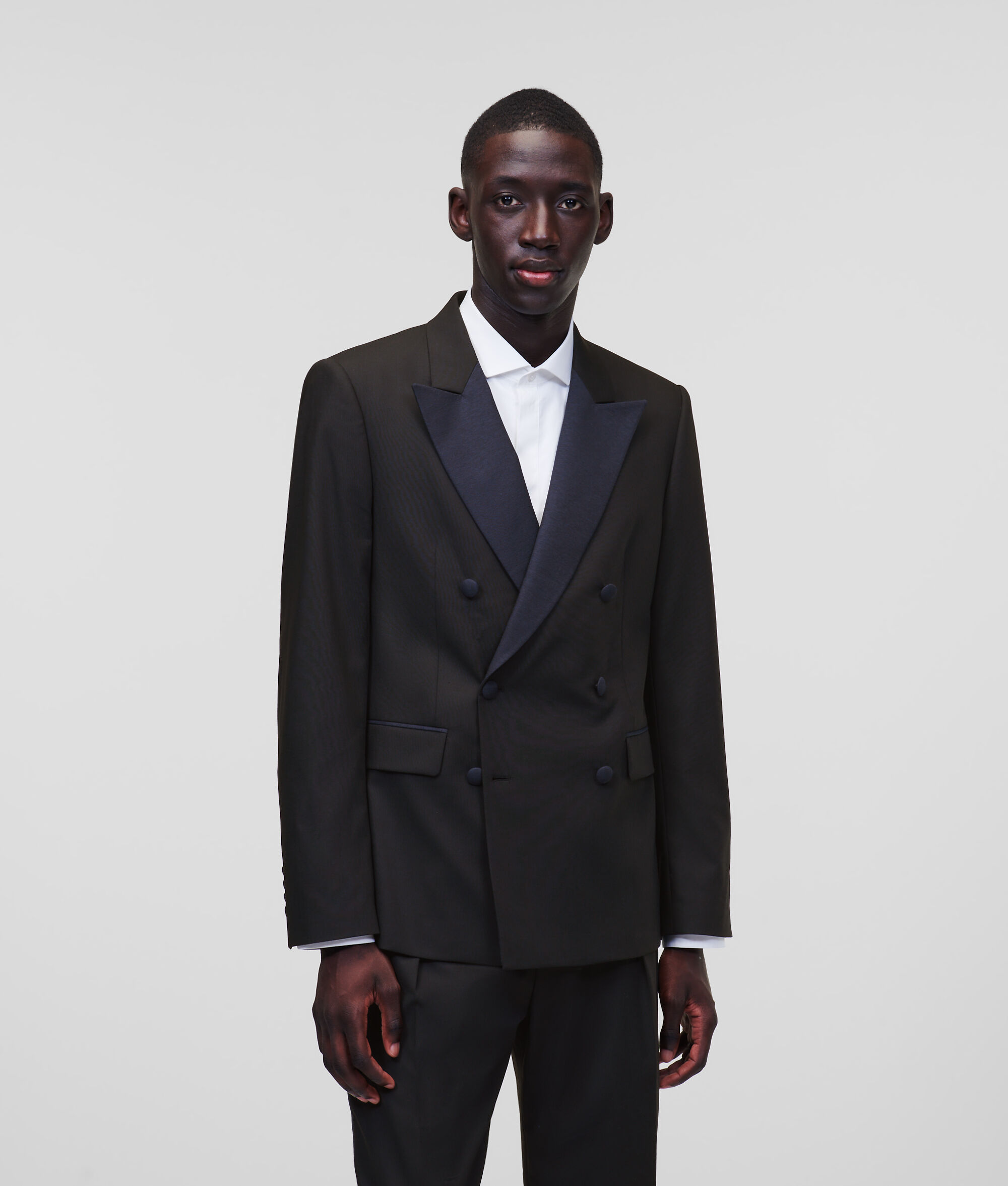 BLAZER HABILLÉ À DOUBLE BOUTONNAGE