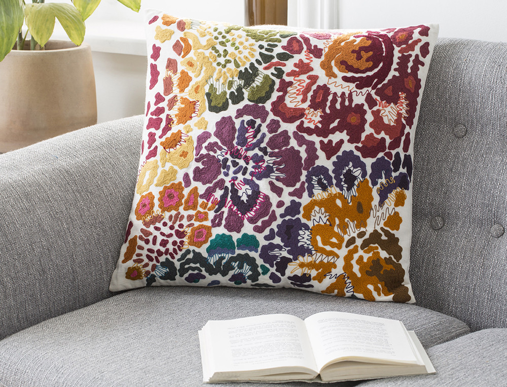 Coussin brodé-En Luberon