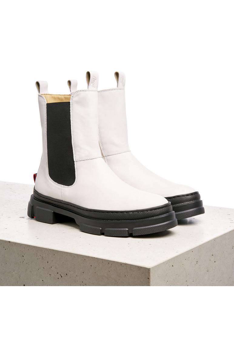 STIEFELETTE Weiss
