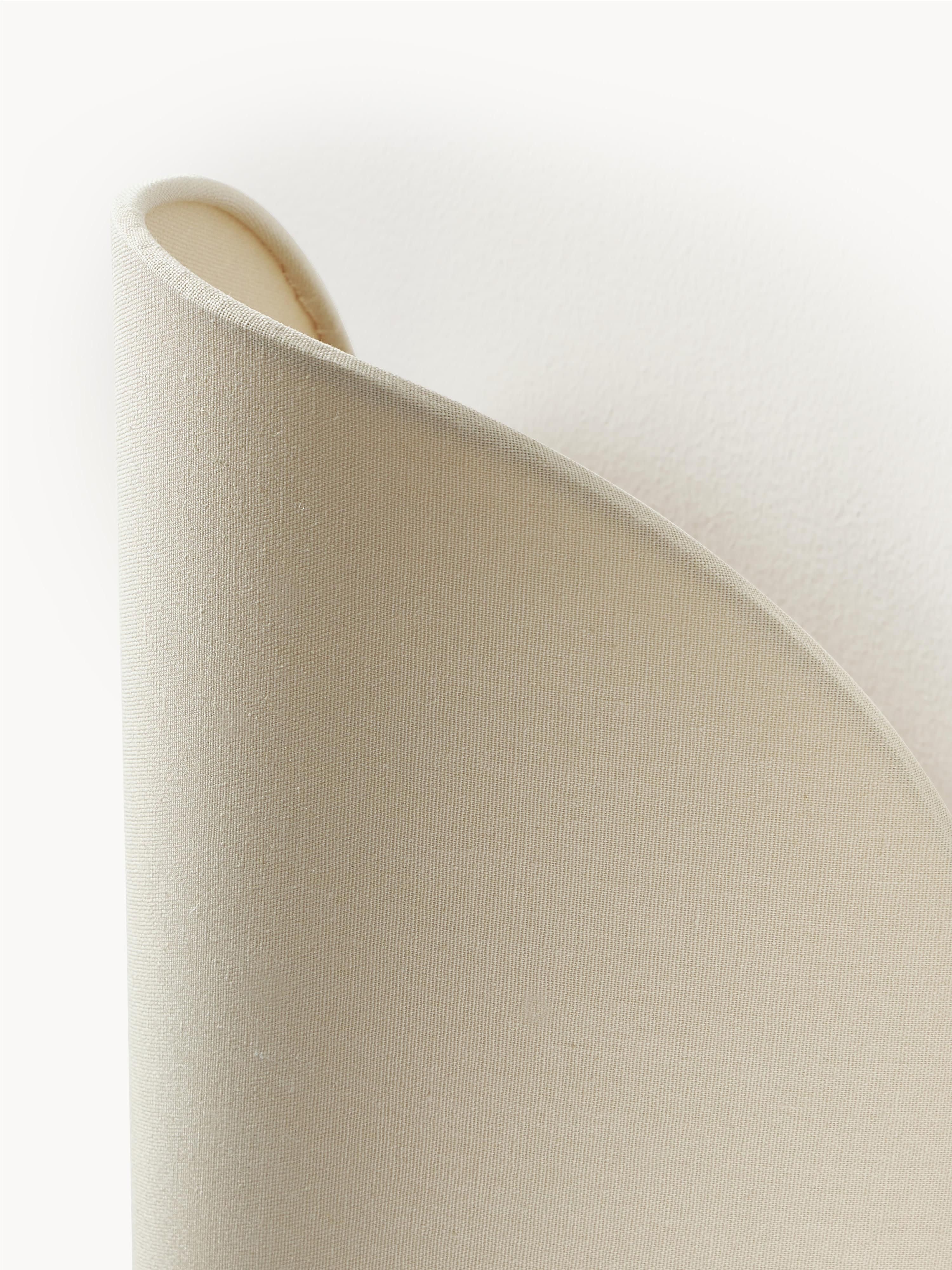 Design wandlamp Kenzie gemaakt van linnen