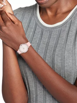 Relógio com pulseira de couro rosa e aço inoxidável
