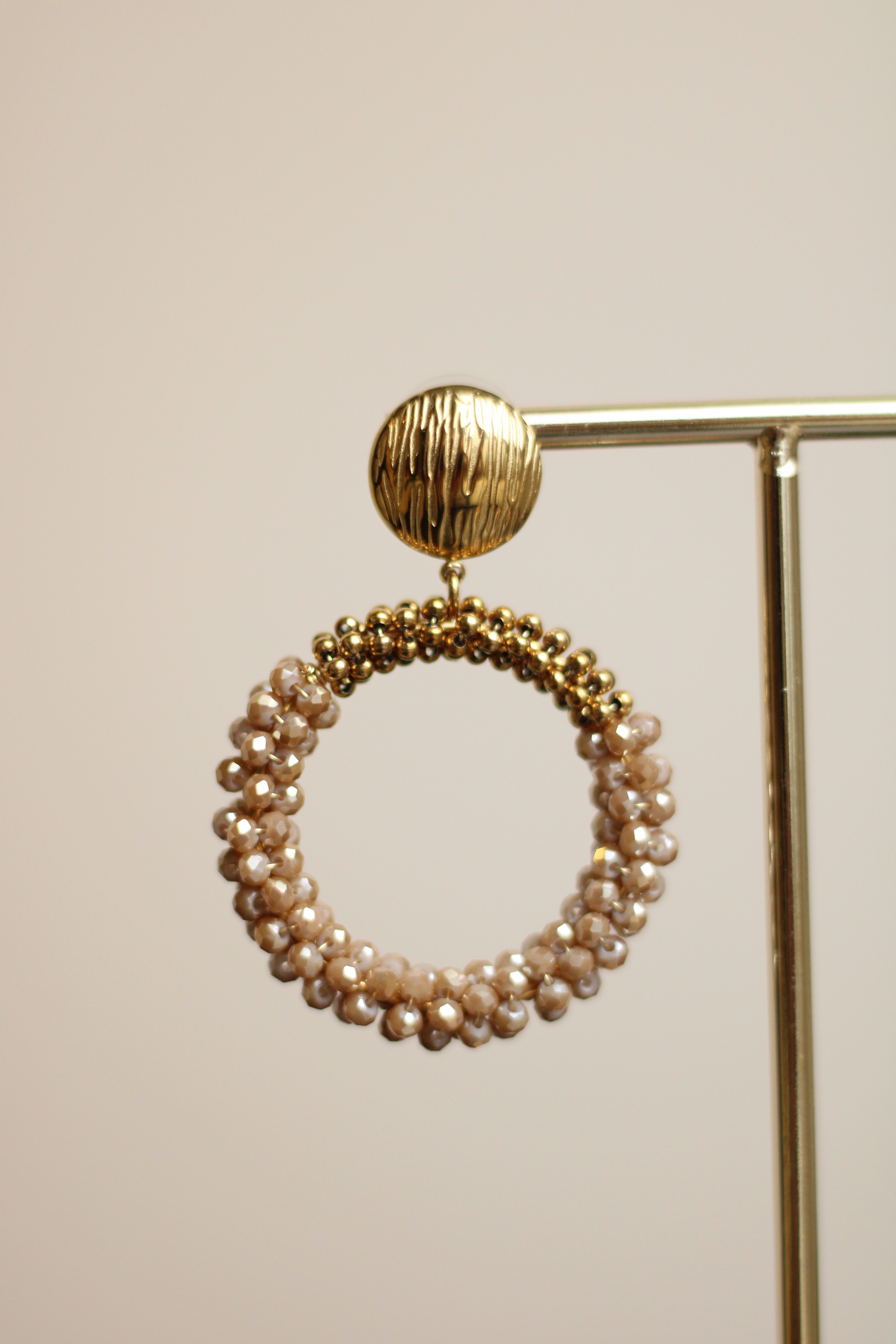 Ronde Taupe Oorbellen - Goud