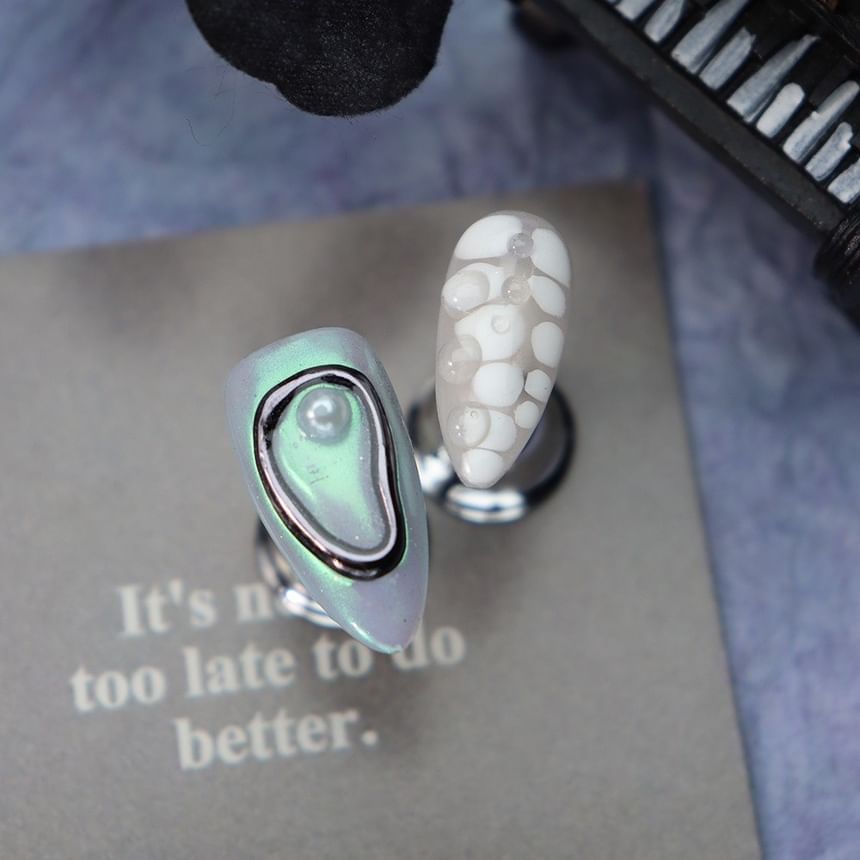 gracienorm - Angel Metallic Almond Press On Nail