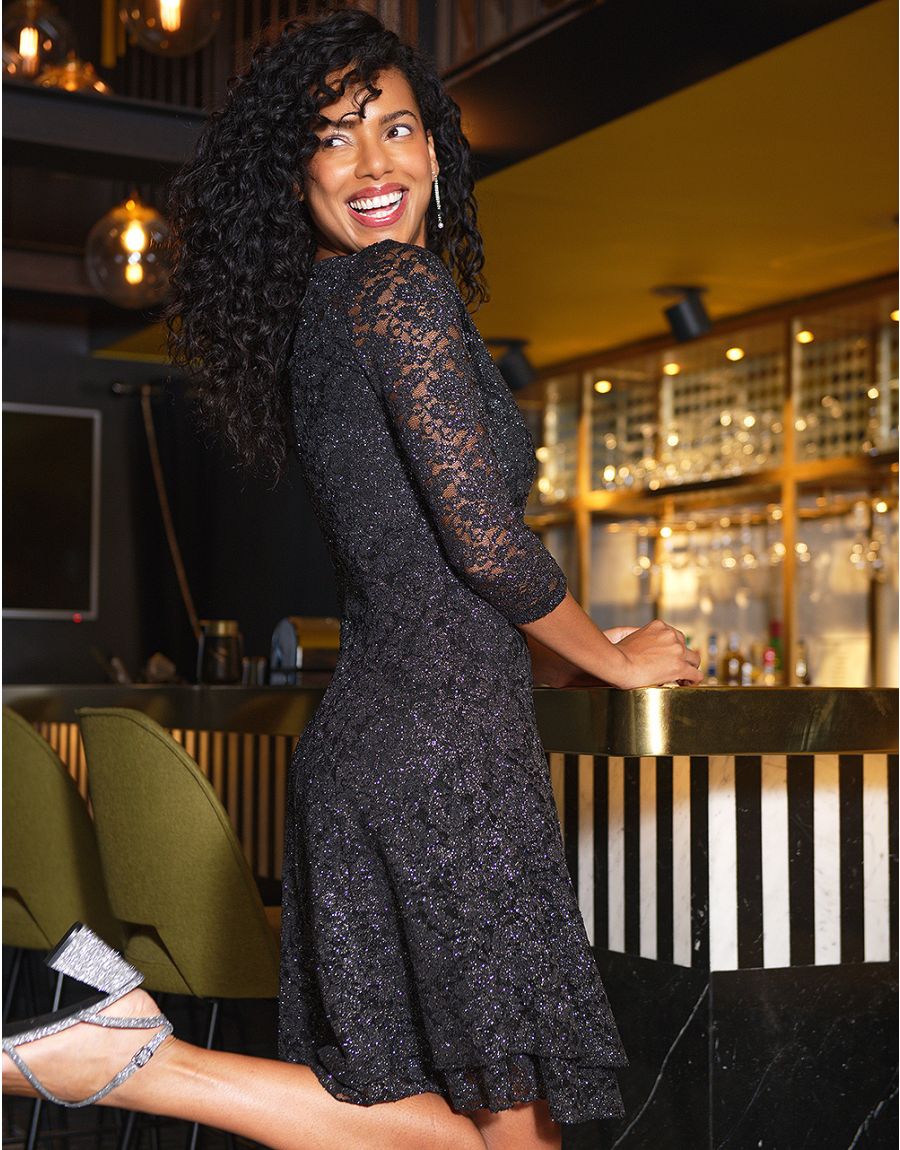 Robe noir dentelle irisé
