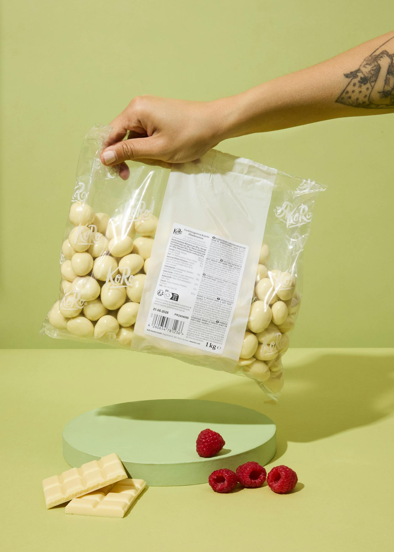 Gefriergetrocknete Himbeeren in weißer Schokolade 1 kg