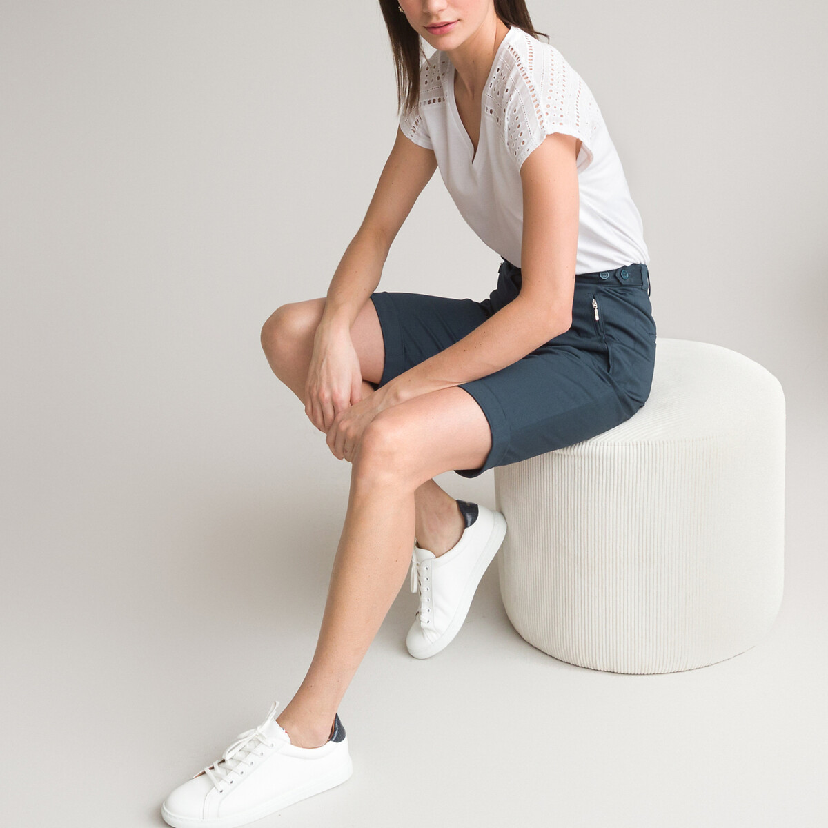 ANNE WEYBURN<br>Bermudas de cetim de algodão elástico