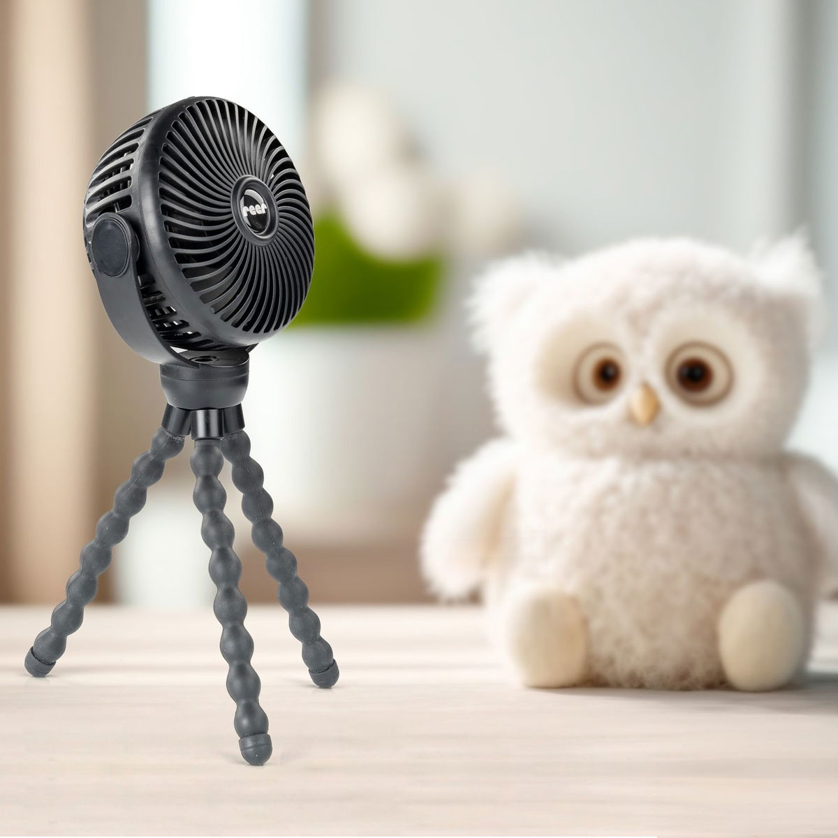 reerreer   CoolAir Mini Universal Ventilator