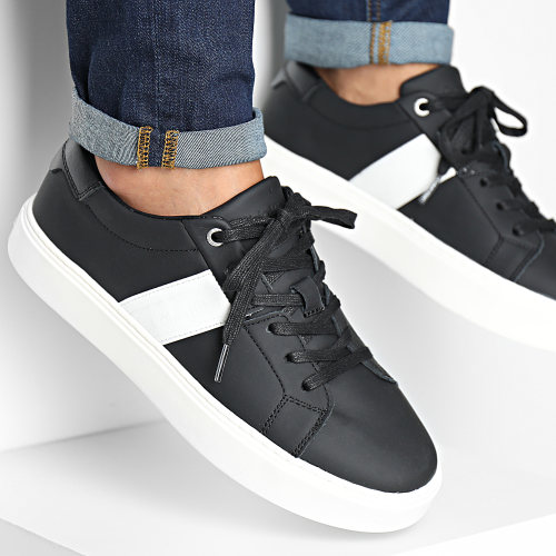 Baskets Low Top Lace Up Web 0621 Black White