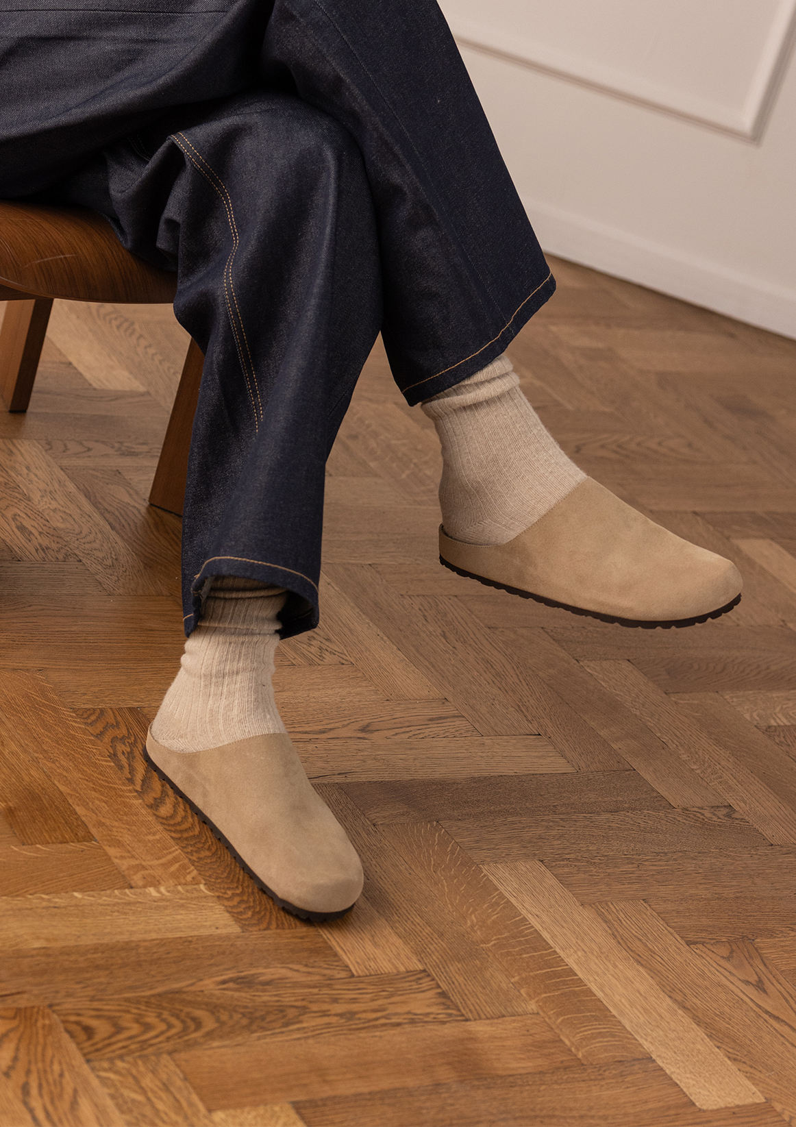 Beige suède instappers