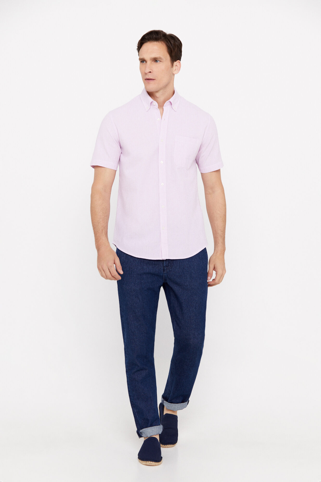Camisa de manga curta listrada em tecido seersucker - Rosa