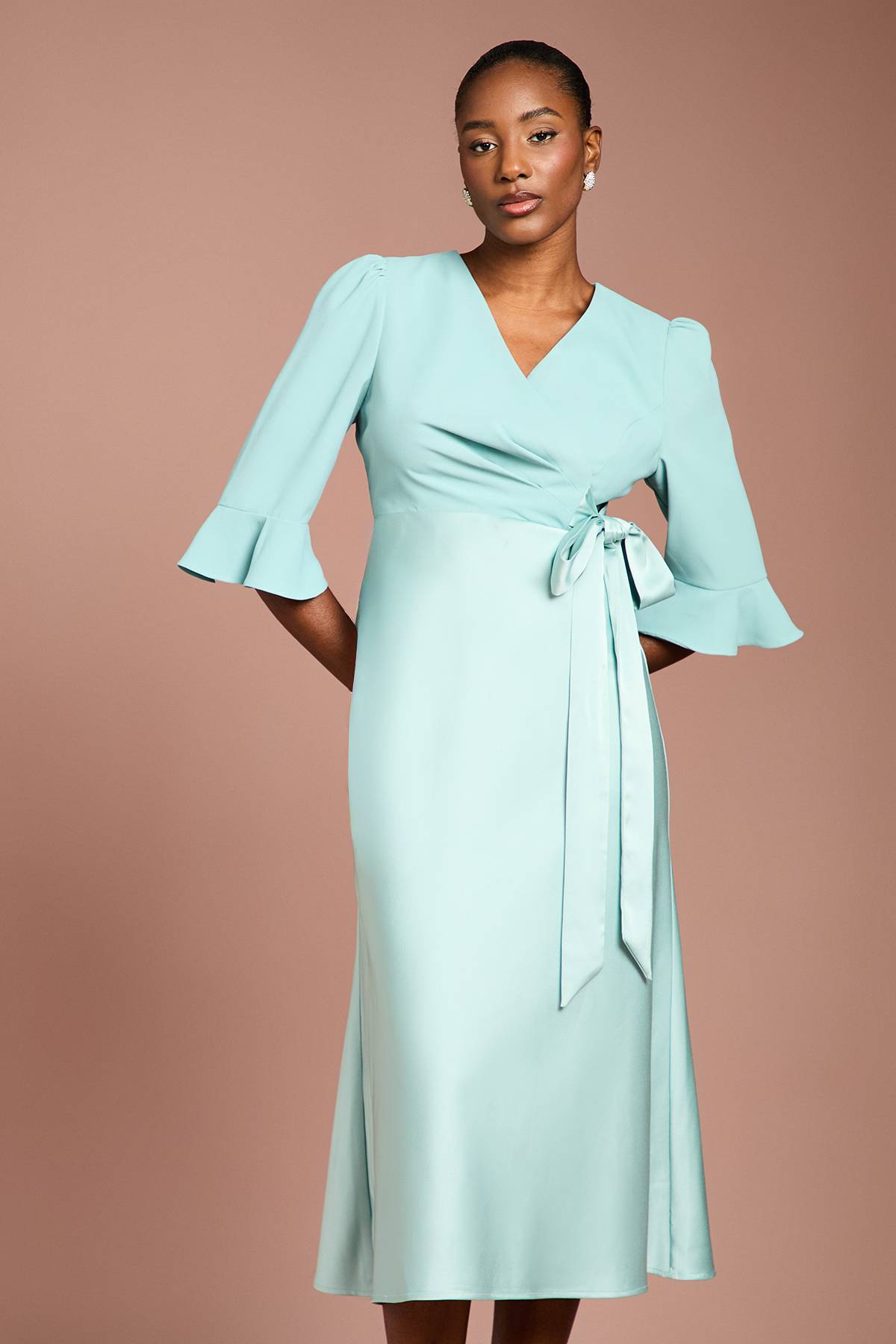 Coast Robe Portefeuille en Crêpe Satiné à Manches Volantées