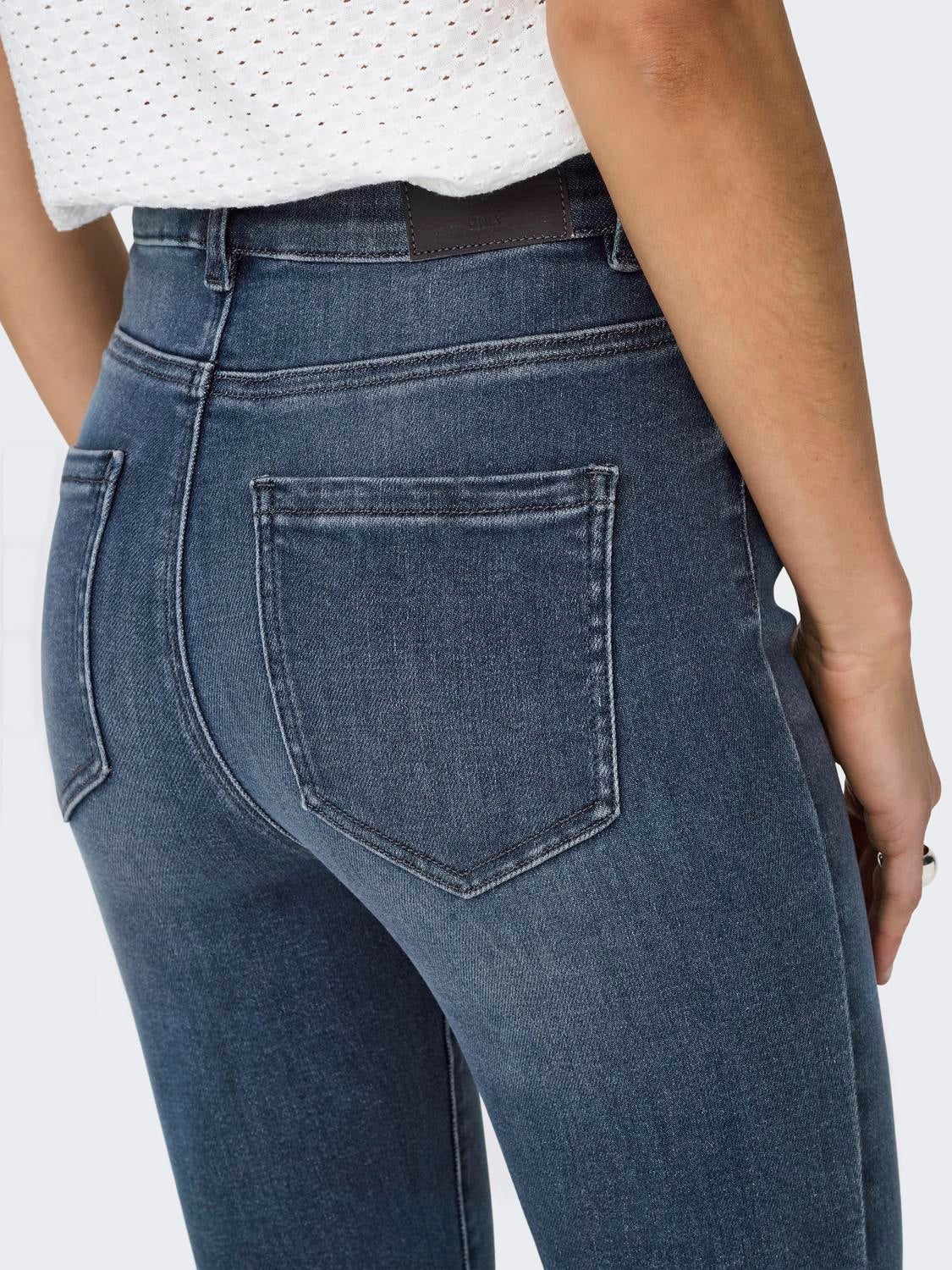 ONLMILA Hohe Taille Ausgestellt Jeans Blue Black Denim