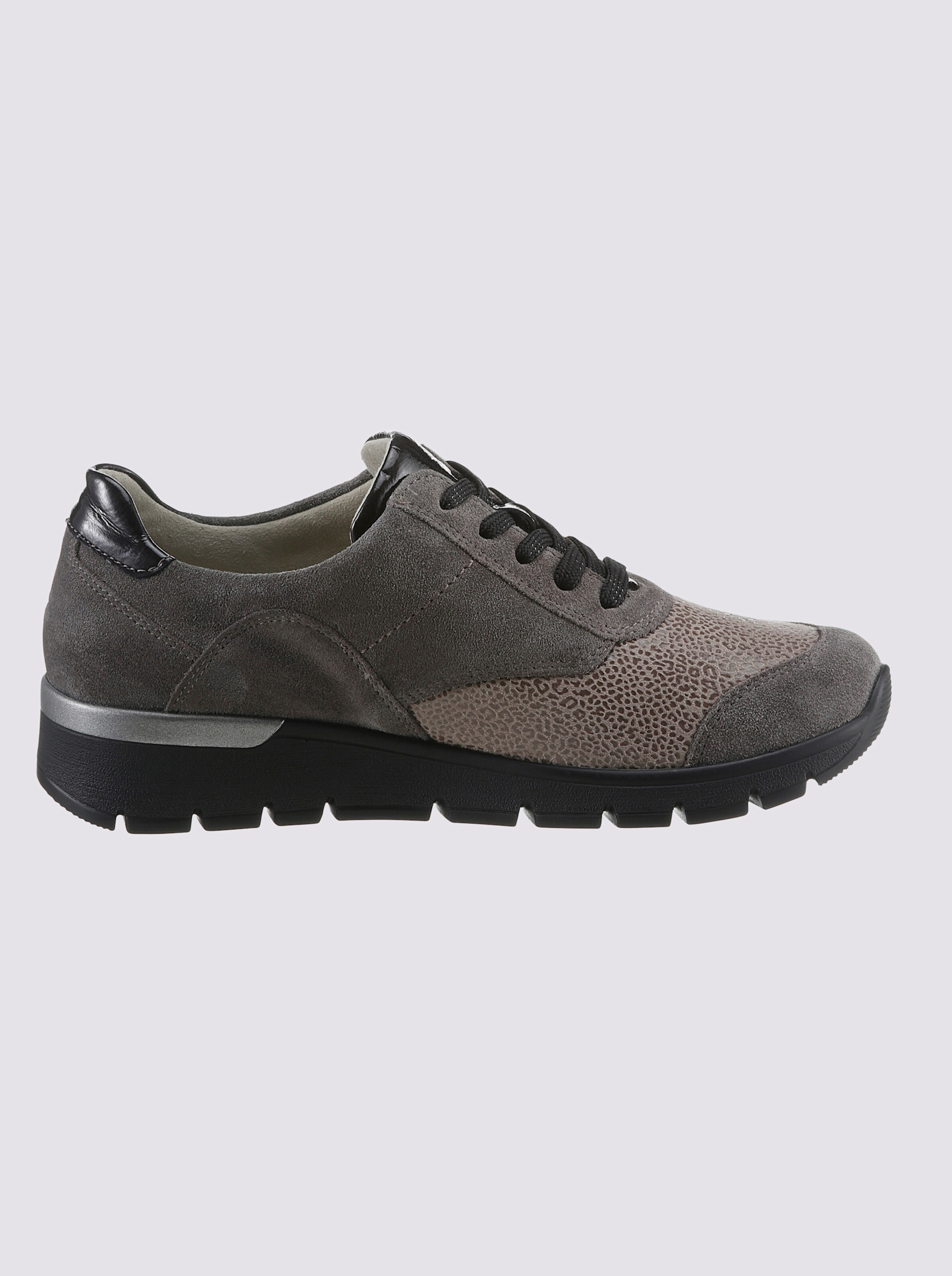 Schnürschuh