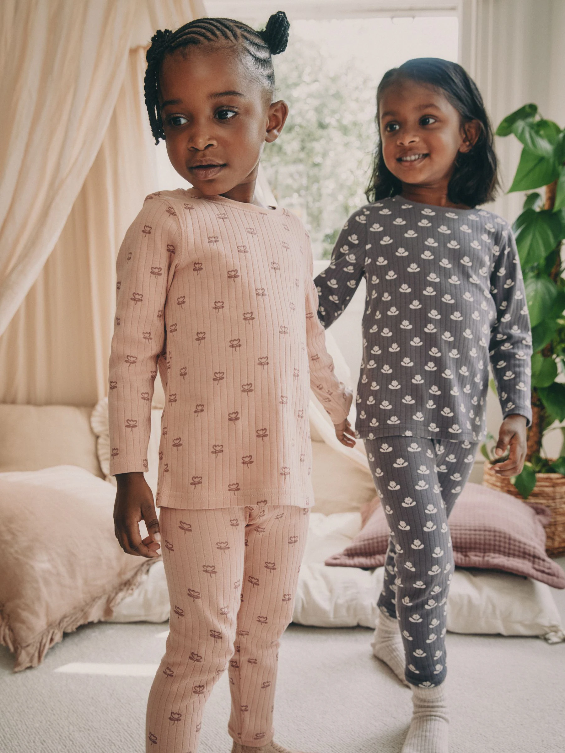 Fijne bloemenprint - Verpakking van 2 knusse pyjama's (9 mnd-12 jr)