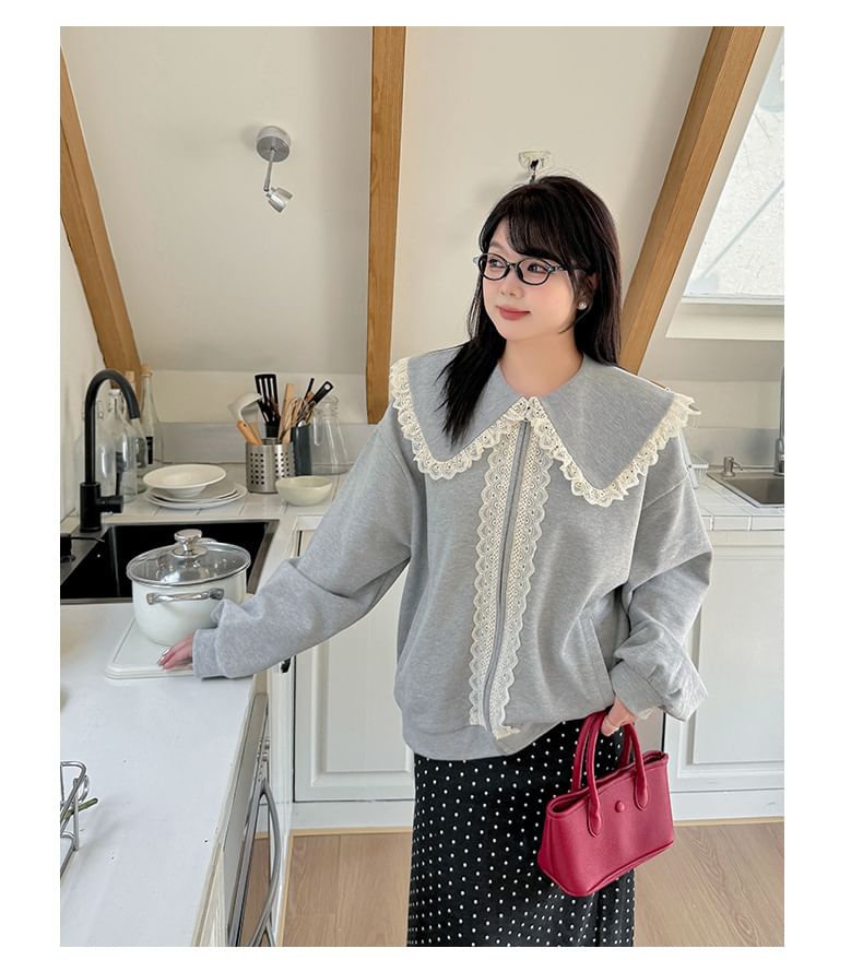 Tripoly - Plus-size kraagjasje met kant en rits