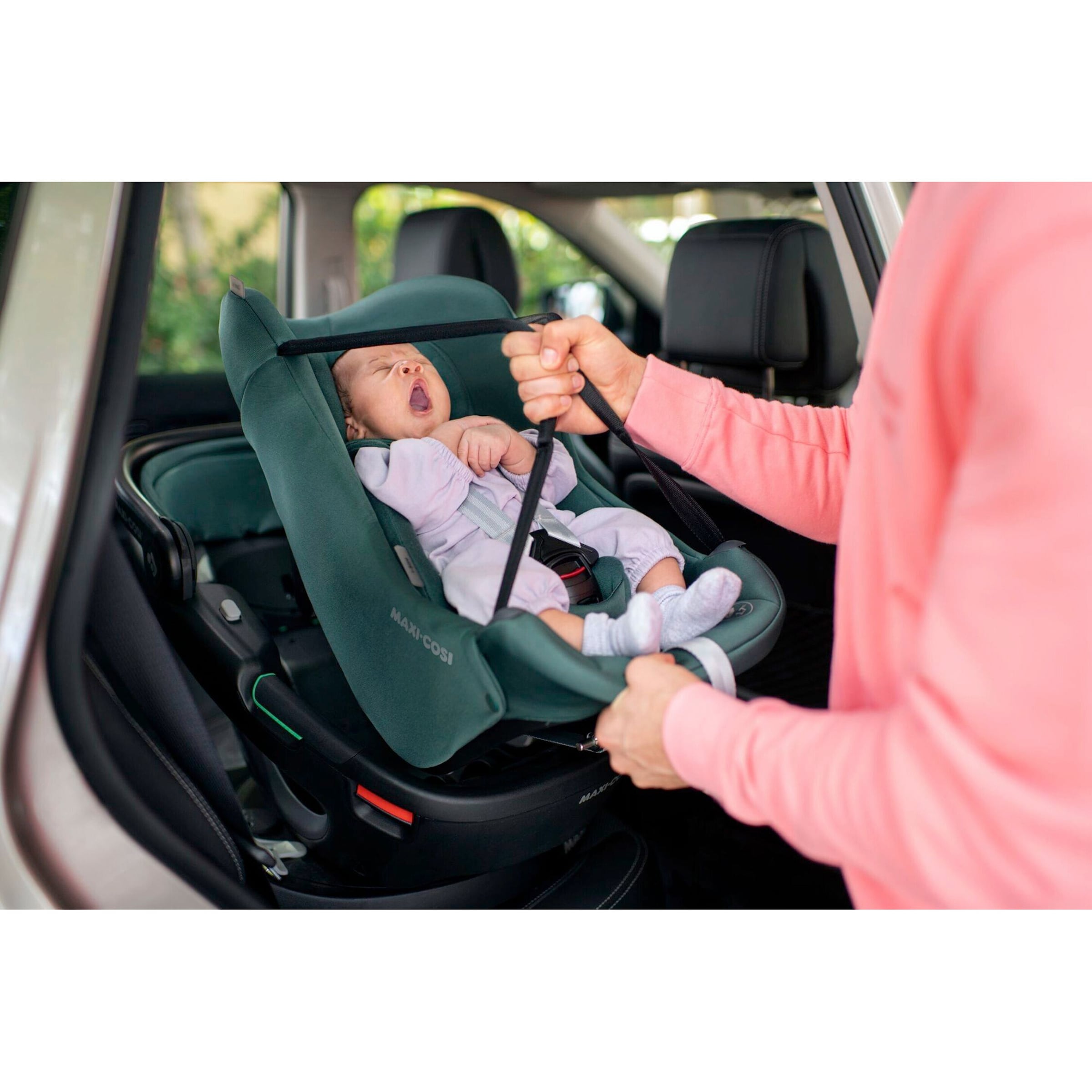 Maxi-Cosi Babyschale Coral 360 i-Size essential green