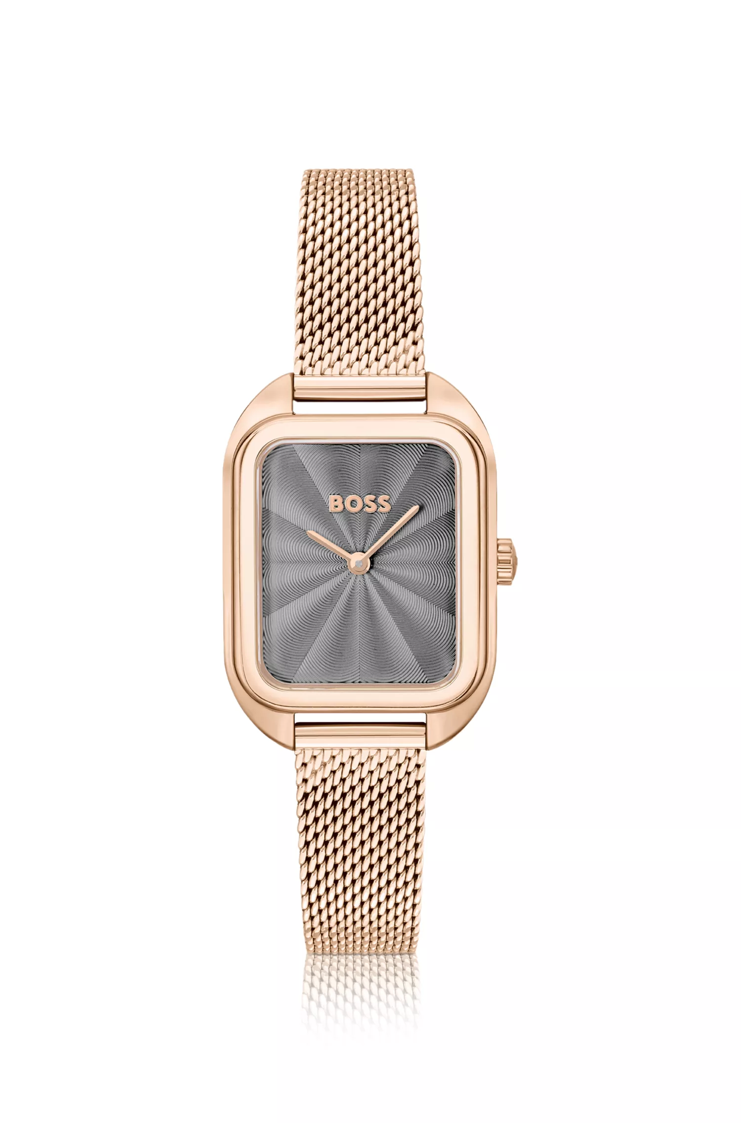 Relógio retangular BOSS em tons de preto e dourado com pulseira de malha.