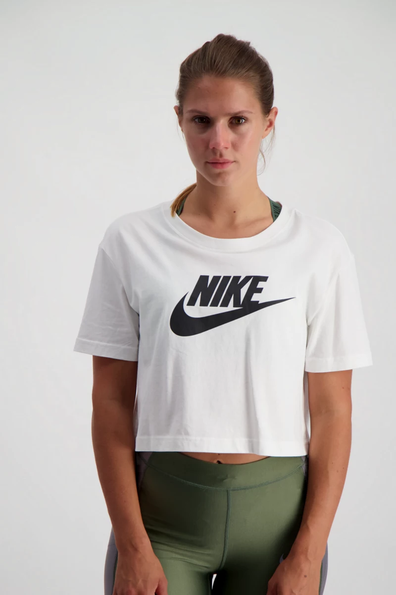 Nike Sportswear Essential Damen T-Shirt